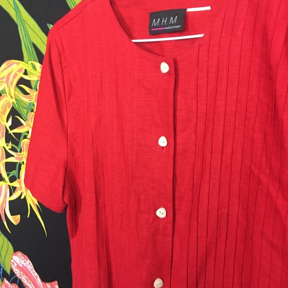 🗝 3for25 ViNTAGE / Red Pleated Button Blouse - Picture 2 of 5